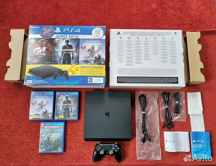 Sony PS4 Slim