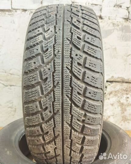 Kumho I'Zen RV KC15 225/60 R17 103T