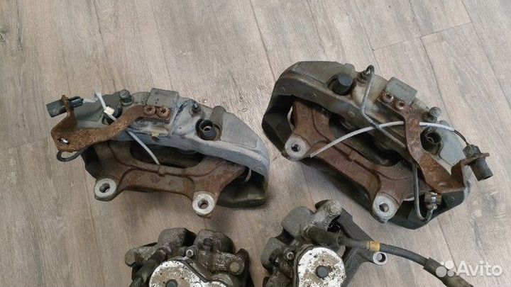 Суппорт тормозной Audi A8 D3 6.0 BHT 2008