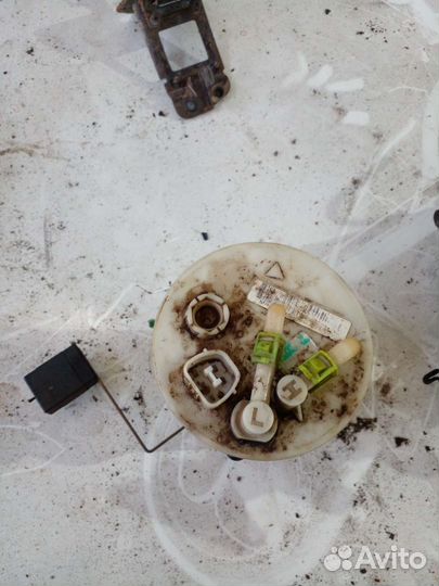 Топливный насос mitsubishi space star 1.3 4g13