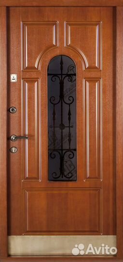 Дверь входная со стеклом для частного дома