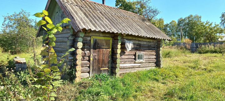 Дом 32,6 м² на участке 6 сот.