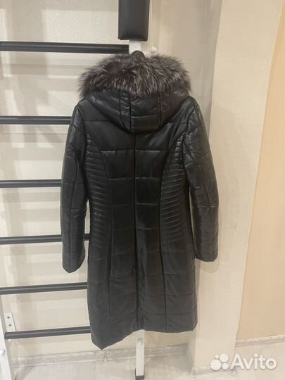 Куртка зимняя женская кожаная 42 размер