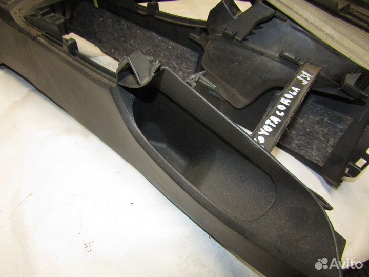 Консоль Corolla E15 2006-2013
