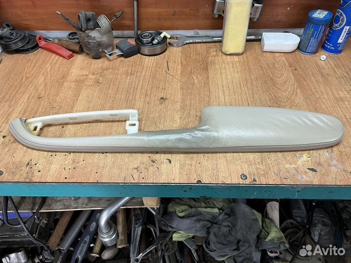 Обшивка подлокотника двери RX300/330/400h