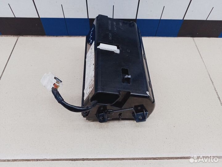 Пепельница передняя Avensis II 2003-2008