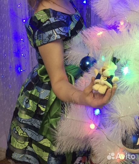 Вечернее /праздничное /платье зеленое