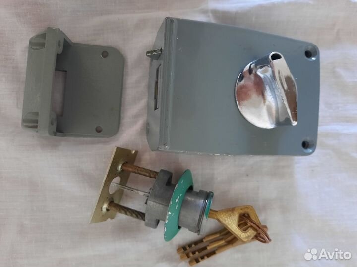 Замок дверной накладной СССР