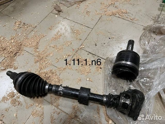 Полуось передняя левая jaguar I-pace x590