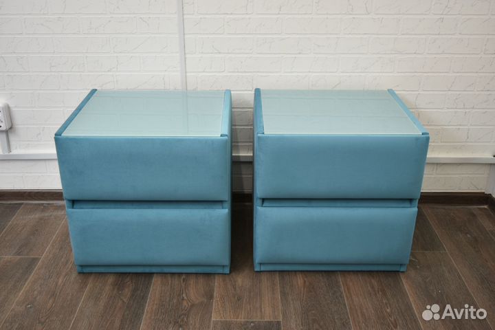 Прикроватные тумбы