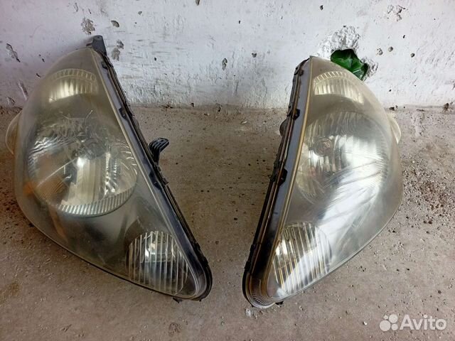 Фара на honda fit GD1