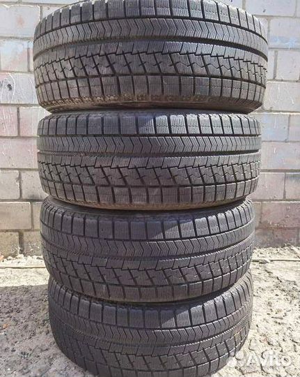 Bridgestone Blizzak VRX 205/55 R17 101V