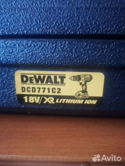 Шуруповерт dewalt