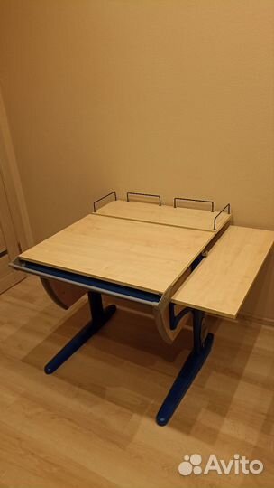 Детский письменный стол