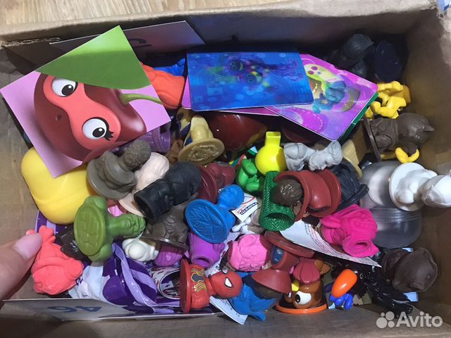 Игрушки киндеры