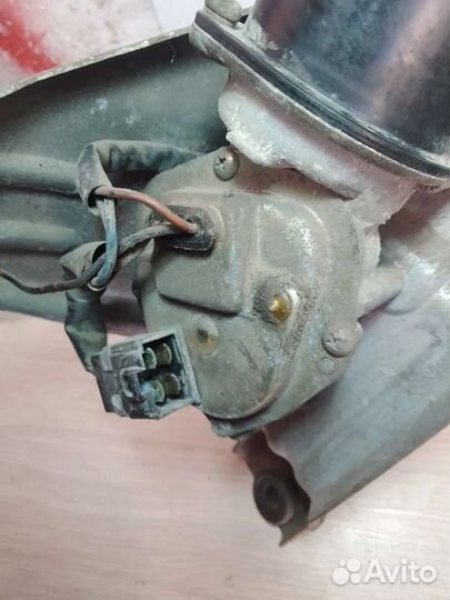 Трапеция дворников Mazda Bongo Friendee