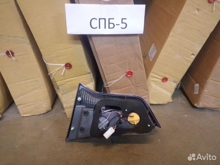 Фонарь левый внутренний Kia Rio 3 QB 2011-2017