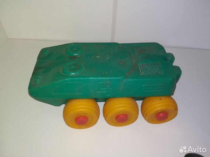 Игрушка бтр СССР