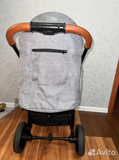 Прогулочная коляска Kinderkraft серая