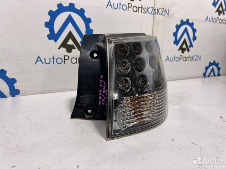 Фонарь задний правый Mitsubishi Outlander XL