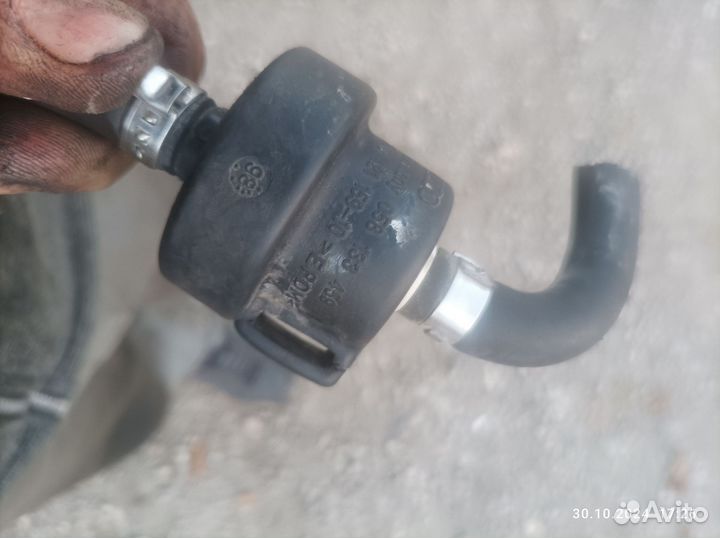 Электромагнитный клапан VAG 058133459Пассат б5