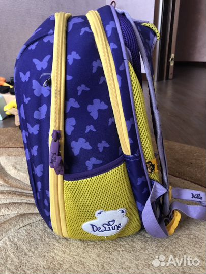 Школьный портфель