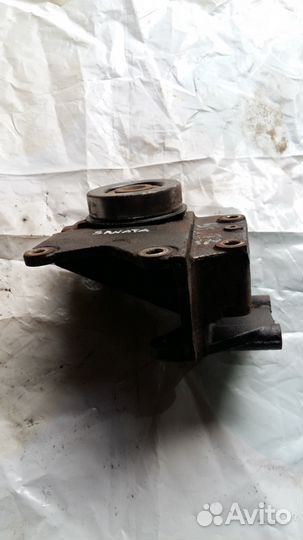 Крепление гура Hyundai Sonata