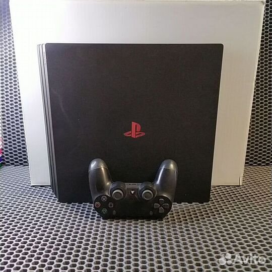 Игровая приставка Sony Play Station 4 Pro 1TB