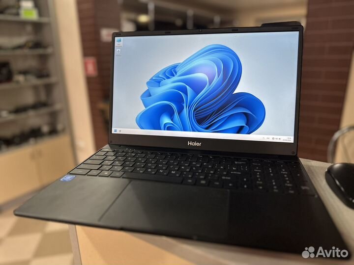 Ноутбук Haier u1550sm