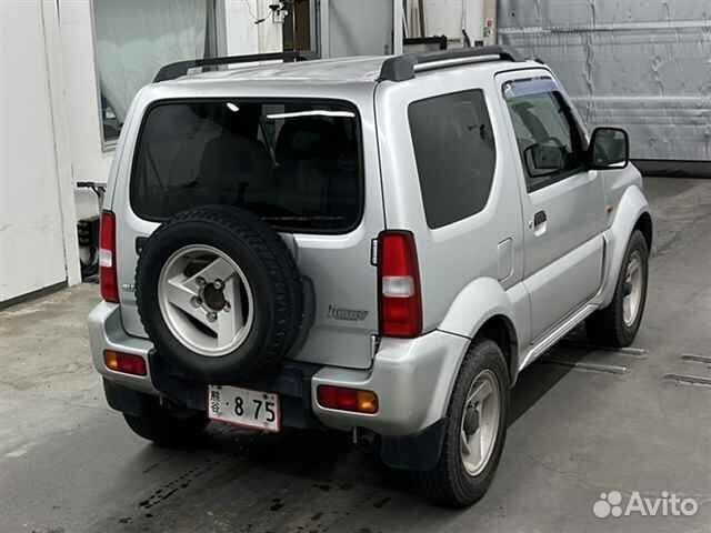 В разборе suzuki jimny