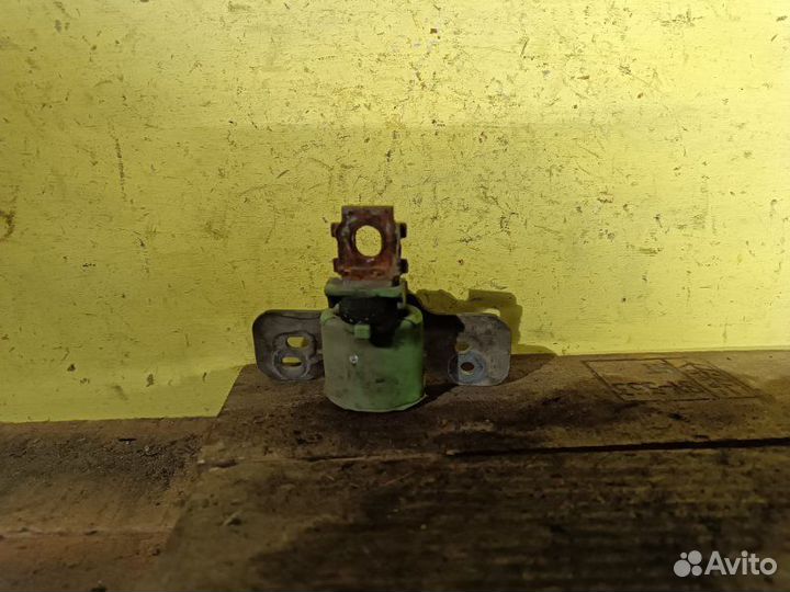 Подушка крепления глушителя Renault Grand Scenic 3