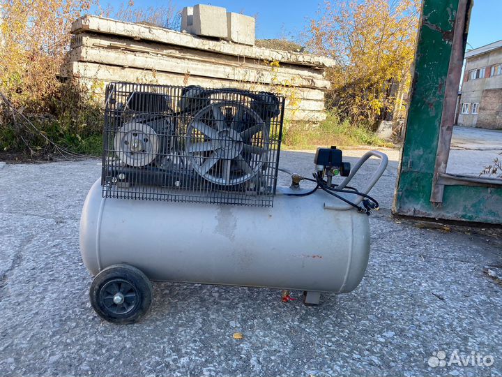 Воздушный компрессор б/у