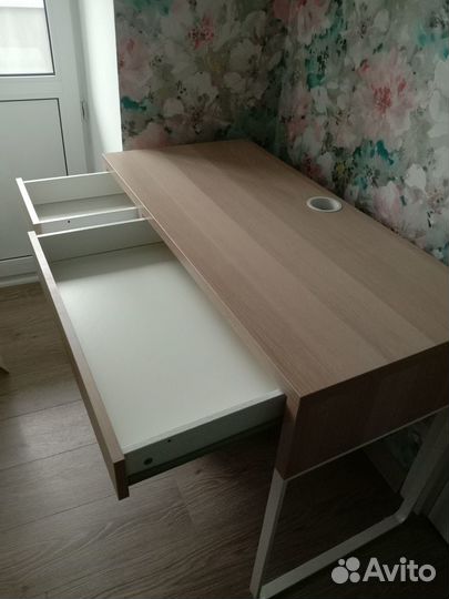 Письменный стол IKEA Mikke Micke Микке