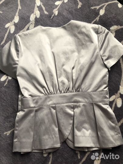 Жакет жилетка фирменная