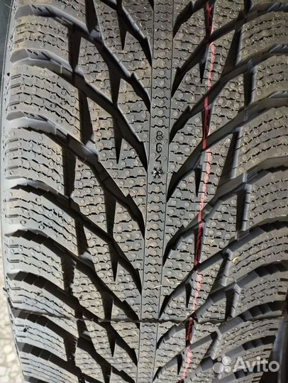 Nokian Tyres Hakkapeliitta R3 SUV 215/65 R17 103R