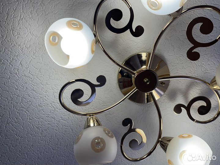 5 ти рожковая люстра
