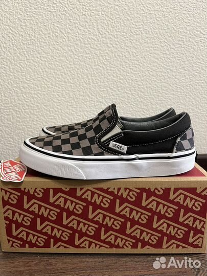 Слипоны Vans 34,5 в школу