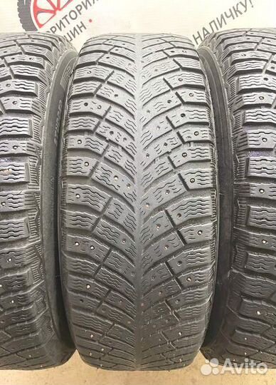 Michelin X-Ice North 4 215/65 R16 102R