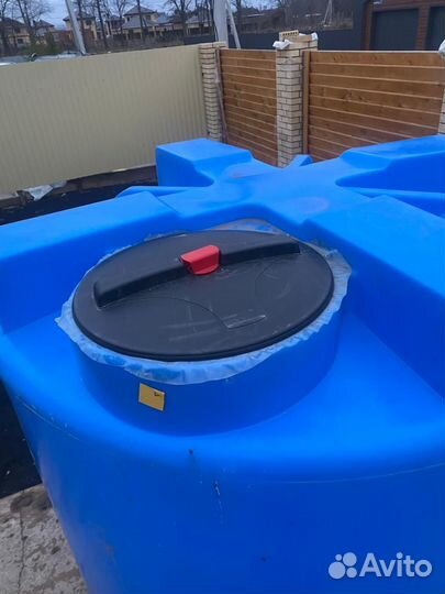 Емкость 3000 литров в ассортименте