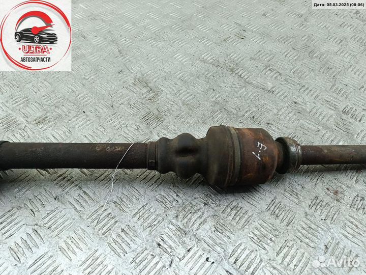 Полуось передняя правая б/у Peugeot 307 9636786880