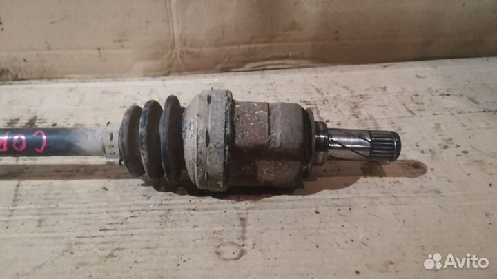 Привод передний левый Opel Corsa