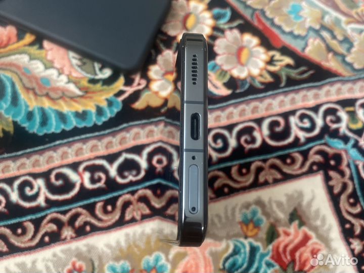 Xiaomi 13, 8/256 ГБ
