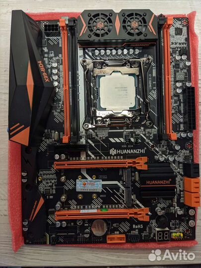 Huananzhi x99-BD4 + Xeon E5-2666v3 + ddr4