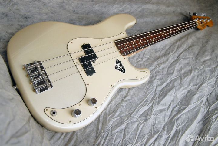 Fender Standard Precision Bass 2006 Mexico бас
