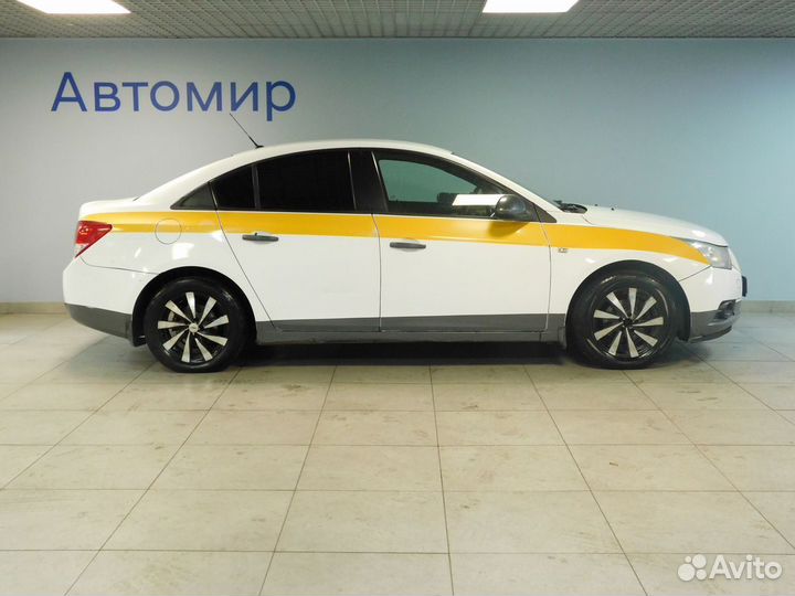 Chevrolet Cruze 1.8 AT, 2010, 284 120 км
