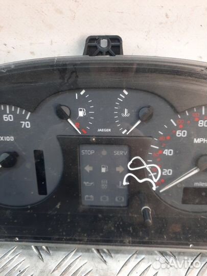 Щиток приборов (приборная панель) Renault Scenic