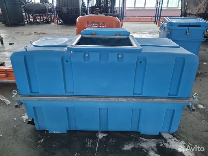 Живорыбный контейнер 2500 литров