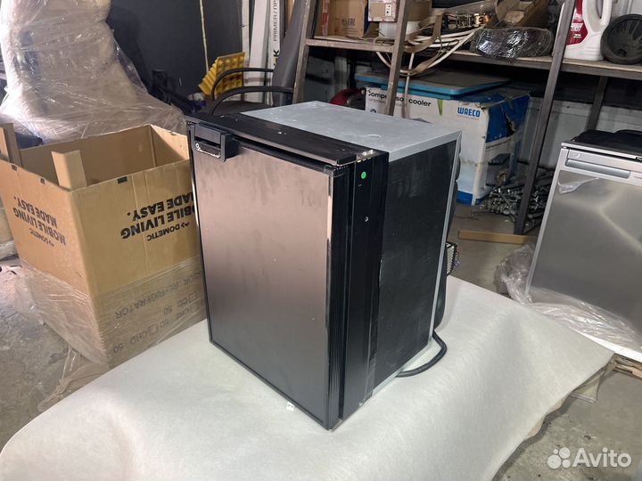 Компрессорный авто холодильник Indel B Cruise 042