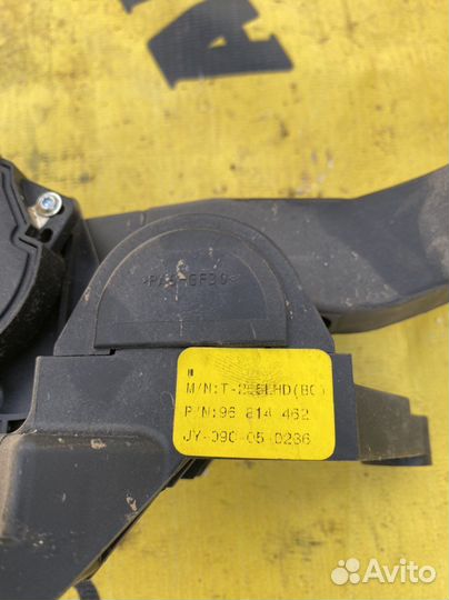 Педаль газа Chevrolet Aveo T250