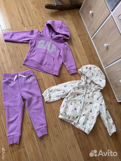 Костюм и ветровка gap 98